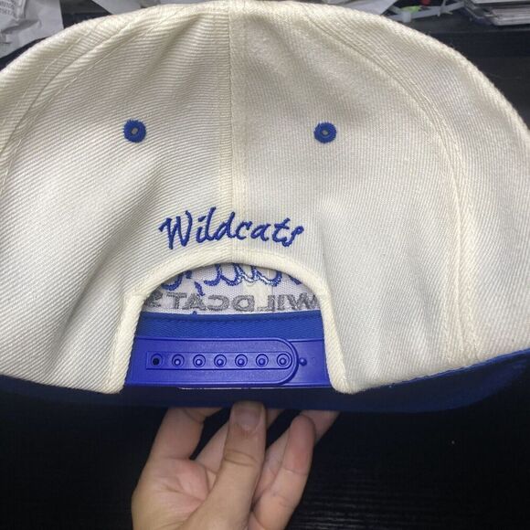Kentucky Wildcats Top Of The World SnapBack Hat Retro White Blue New - Picture 4 of 5